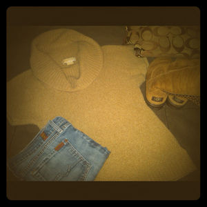 MK beige, short sleeve sweater MK beige, short sleeve sweater