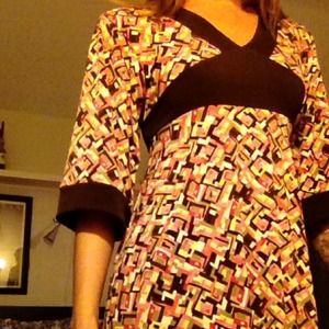 Too Chic Dresses & Skirts - Retro pattern dress. Too Chic Dresses & Skirts - Retro pattern dress.