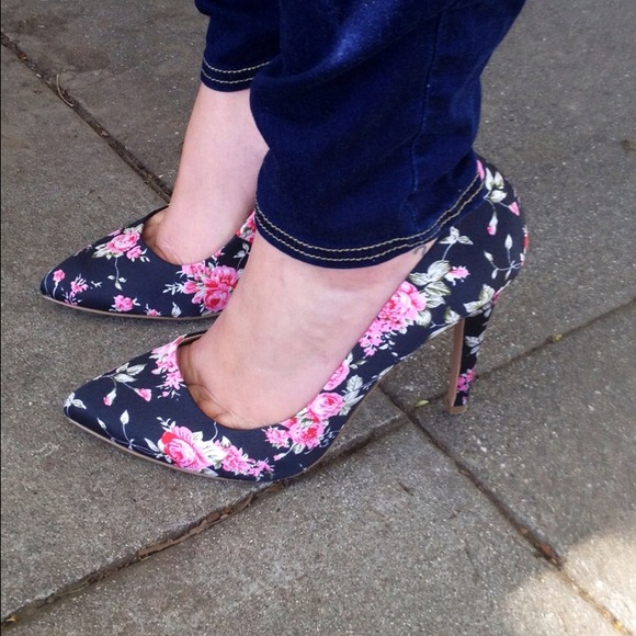 ASOS Shoes - *Reduced price*Amazing Floral Pumps! 2 ASOS Shoes - *Reduced price*Amazing Floral Pumps! 2