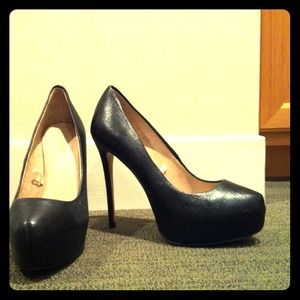 Zara Shoes - Reserved!- Zara black pumps NWOT Zara Shoes - Reserved!- Zara black pumps NWOT