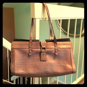 Kenneth Cole handbag Kenneth Cole handbag