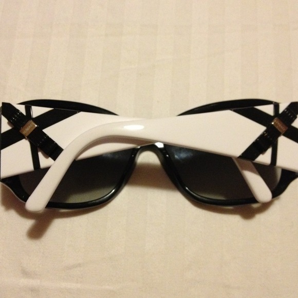 Versace Accessories - Black and white Versace sunglasses 3 Versace Accessories - Black and white Versace sunglasses 3