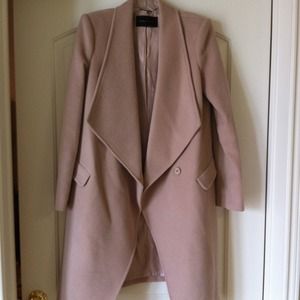 BCBGMaxAzria Outerwear - BCBG blush overcoat BCBGMaxAzria Outerwear - BCBG blush overcoat