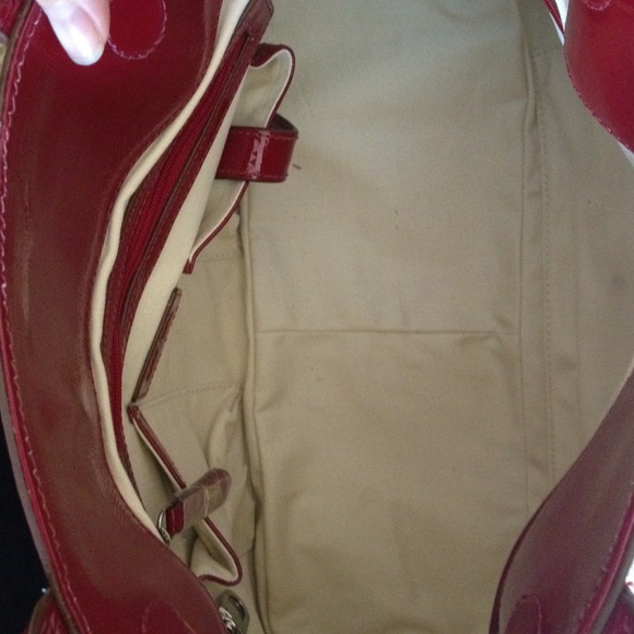 Cole Haan Handbags - ⬇️FINAL REDUCTION⬇️ Cole Haan Red Graphic Handbag 3 Cole Haan Handbags - ⬇️FINAL REDUCTION⬇️ Cole Haan Red Graphic Handbag 3