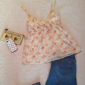 GAP Tops - New GAP Floral Babydoll Top GAP Tops - New GAP Floral Babydoll Top