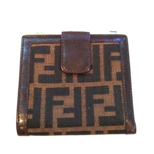 FENDI Clutches & Wallets - Fendi Wallet FENDI Clutches & Wallets - Fendi Wallet