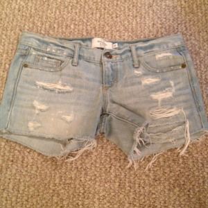 Abercrombie & Fitch light blue denim shorts Abercrombie & Fitch light blue denim shorts