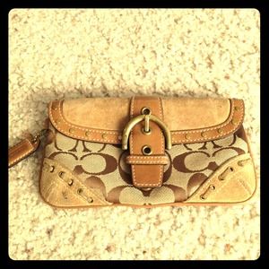 Authentic Large Coach Wallet Authentic Large Coach Wallet