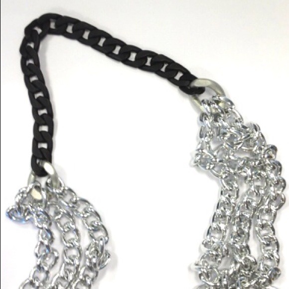 Jewelry - SILVER hrhcollection it's all the rage necklace 2 Jewelry - SILVER hrhcollection it's all the rage necklace 2