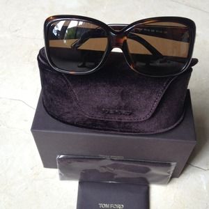Tom Ford Accessories - Tom Ford Tatiana Sunglasses Tom Ford Accessories - Tom Ford Tatiana Sunglasses