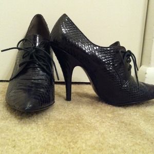 Sam Edelman black heeled oxfords Sam Edelman black heeled oxfords