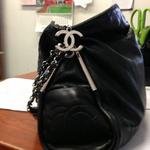 Lambskin Authentic Chanel Purse Lambskin Authentic Chanel Purse