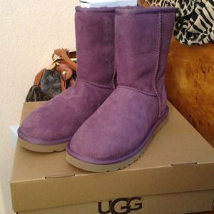 UGG Boots - Ugg classic short plum size 7 UGG Boots - Ugg classic short plum size 7