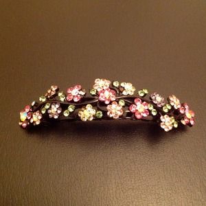 Accessories - Crystal Hair Clip 💜reduced price💜 Accessories - Crystal Hair Clip 💜reduced price💜