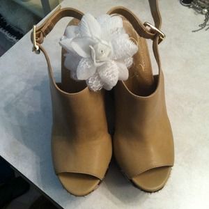 Jessica Simpson Shoes - Traded Jessica Simpson leopard wedges Jessica Simpson Shoes - Traded Jessica Simpson leopard wedges
