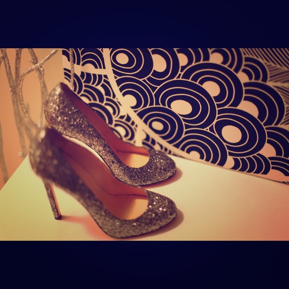 Christian Louboutin Shoes - Christian Louboutin Glitter Pumps Christian Louboutin Shoes - Christian Louboutin Glitter Pumps