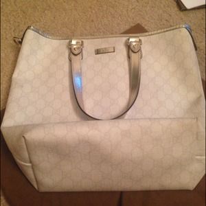 Authentic joy Gucci tote Authentic joy Gucci tote