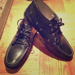 Navy blue leather Sperry top sider lace up shoes Navy blue leather Sperry top sider lace up shoes