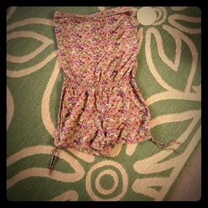 Other - Reserved Tan 🌸 flower romper Other - Reserved Tan 🌸 flower romper