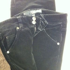 Denim - SOLD😊☺Guess 98% cotton 2% spandex authentic jeans Denim - SOLD😊☺Guess 98% cotton 2% spandex authentic jeans