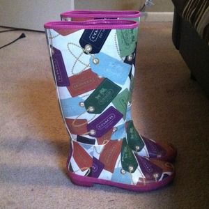 ο₯Saleο₯ today only Authentic Coach rain boots ο₯Saleο₯ today only Authentic Coach rain boots