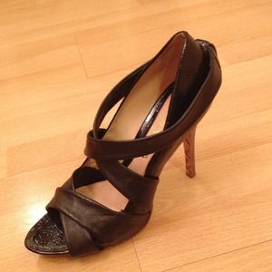 Gwen Stefani L.A.M.B Black Leather Stiletto shoes Gwen Stefani L.A.M.B Black Leather Stiletto shoes