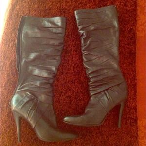 ⬇Aldo Black Leather Boots ⬇Aldo Black Leather Boots