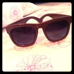Stylish extra large frames sunglasses Stylish extra large frames sunglasses