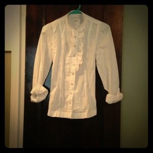 Size 0 Banana Republic ruffles blouse Size 0 Banana Republic ruffles blouse