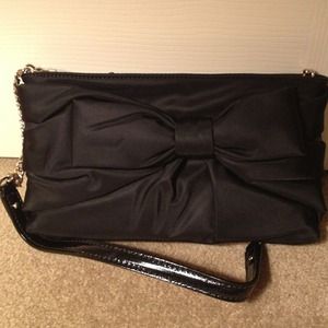 kate spade Handbags - 💥SOLD💥 Kate spade handbag / clutch. Ribbon. kate spade Handbags - 💥SOLD💥 Kate spade handbag / clutch. Ribbon.