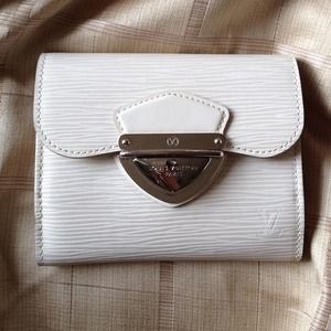 Louis Vuitton epi Joey wallet Louis Vuitton epi Joey wallet