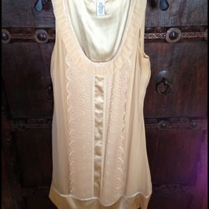 Diane Von Furstenburg beige dress Diane Von Furstenburg beige dress