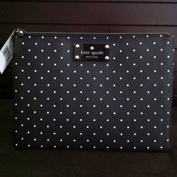 kate spade Clutches & Wallets - 🎉HP 2/27‼️🎉Kate Spade Blk/White Polka Dot clutch 4 kate spade Clutches & Wallets - 🎉HP 2/27‼️🎉Kate Spade Blk/White Polka Dot clutch 4