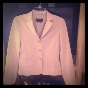 BCBG MAXAZRIA preowned suit jacket BCBG MAXAZRIA preowned suit jacket