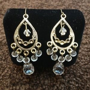 ***BUNDLED*** Gorgeous Chandelier Earrings ***BUNDLED*** Gorgeous Chandelier Earrings