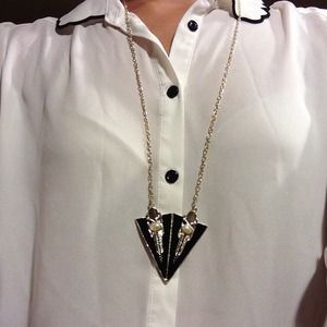 Arrow Pendant Necklace Arrow Pendant Necklace