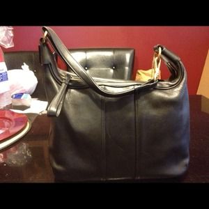 Authentic leather Coach bag. Authentic leather Coach bag.