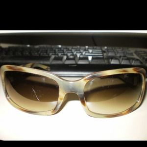Michael Kors Accessories - AUTHENTIC MK SUNGLASSES WITHOUT CASE Michael Kors Accessories - AUTHENTIC MK SUNGLASSES WITHOUT CASE