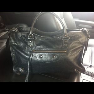 Balenciaga bag brand new 100% authentic Balenciaga bag brand new 100% authentic