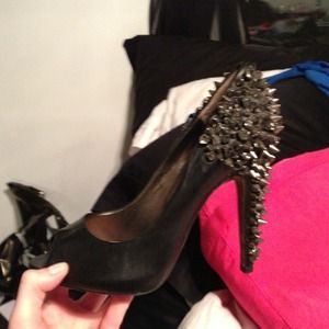 Sam Edelman Pumps ON HOLD! Sam Edelman Pumps ON HOLD!