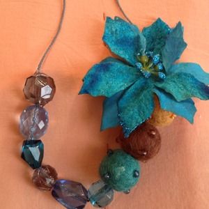 Blue & Black Flower Necklace! Blue & Black Flower Necklace!