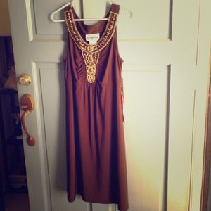 Gorgeous brown dress with great beaded pattern Gorgeous brown dress with great beaded pattern