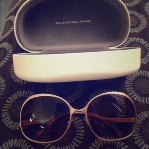 Authentic Balenciaga sunglasses Authentic Balenciaga sunglasses