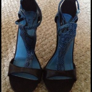 Black and teal Michael Antonio heels Black and teal Michael Antonio heels