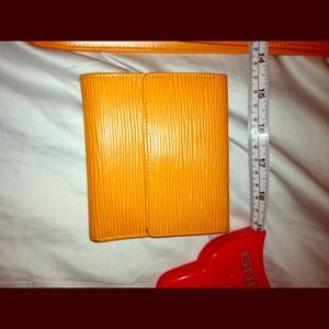 Authentic Louis Vuitton Epi Tangerine wallet Authentic Louis Vuitton Epi Tangerine wallet