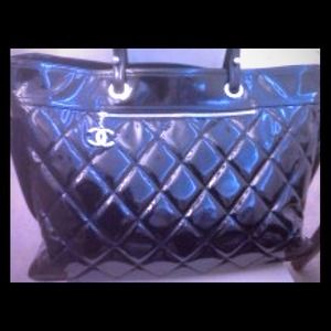 100% authentic CHANEL diaper bag❤❤❤ 100% authentic CHANEL diaper bag❤❤❤