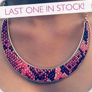 SALE PINK SNAKESKIN NECKLACE W/ free earrings! SALE PINK SNAKESKIN NECKLACE W/ free earrings!