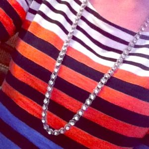 XX BUNDLED XX Sparkly neck candy! XX BUNDLED XX Sparkly neck candy!