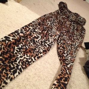 Leopard print jumper forever 21 Leopard print jumper forever 21