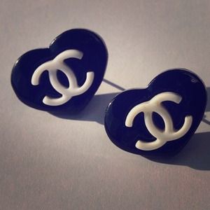 Brand New Beautiful CC Earrings Brand New Beautiful CC Earrings